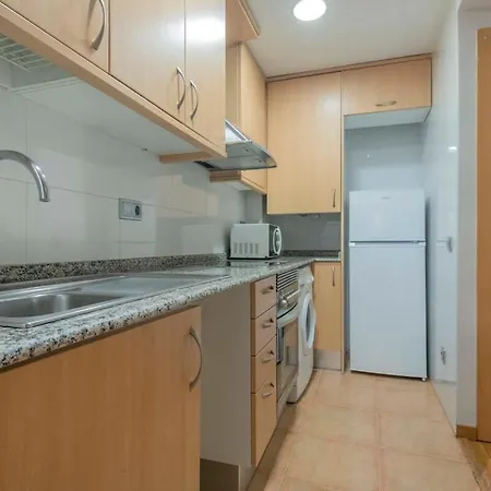 Lejlighed 2 Bedroom With Balcony In Eixample 3-2 Barcelona