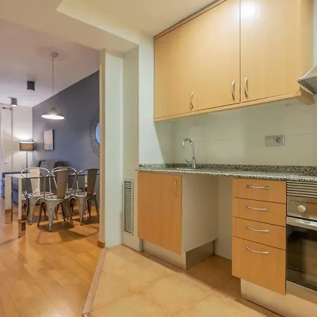 2 Bedroom With Balcony In Eixample 3-2 Barcelone