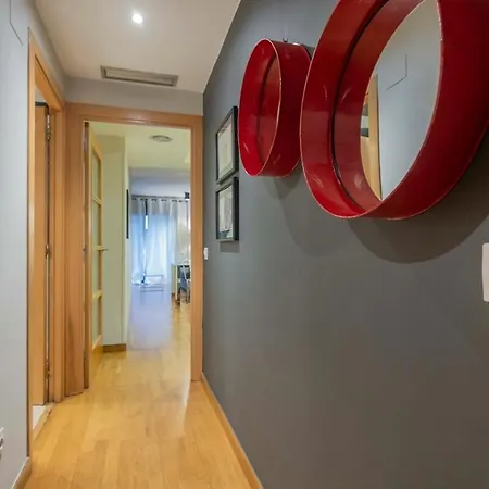 2 Bedroom With Balcony In Eixample 3-2 Lägenhet