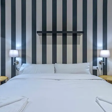 2 Bedroom With Balcony In Eixample 3-2
