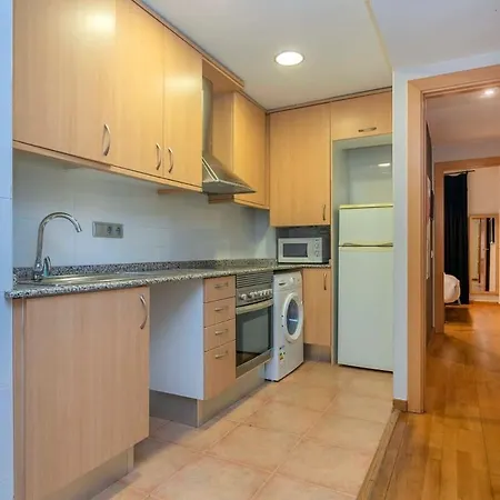 Lägenhet 2 Bedroom With Balcony In Eixample 3-2