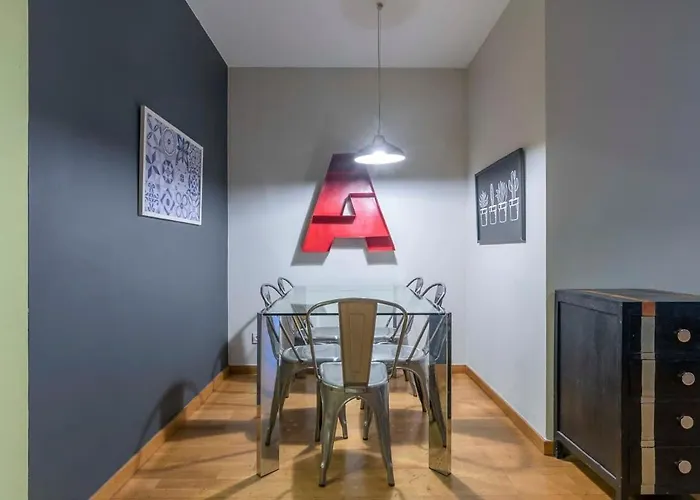 The Collection - 2 Bedroom With Balcony In Eixample 3-2 *