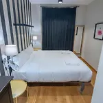 The Collection - 2 Bedroom With Balcony In Eixample 3-2 *